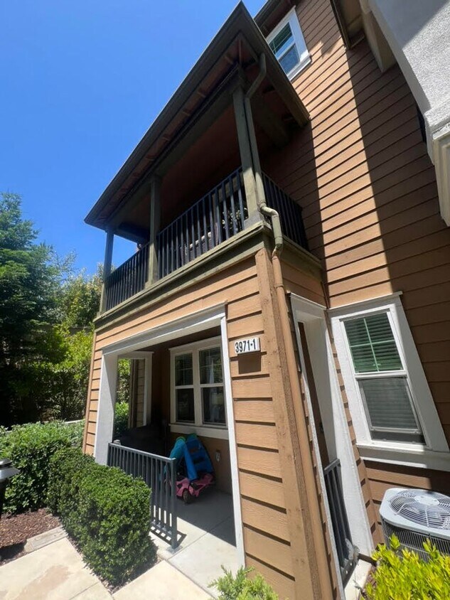 Primary Photo - Gorgeous Home Available Now!