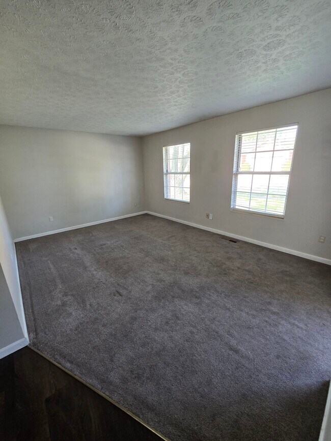 Building Photo - 522-524 Holderman Pl.
