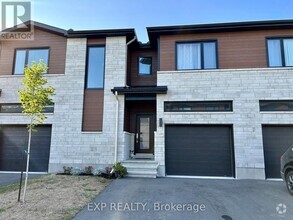Building Photo - 12 Livya St