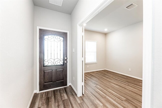Building Photo - 1218 Glendora Dr