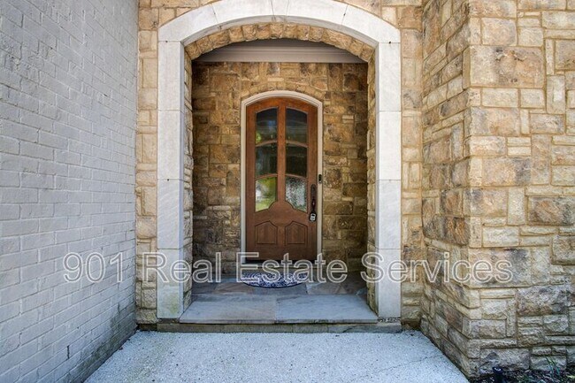 Foto del edificio - 3549 Lily Ln