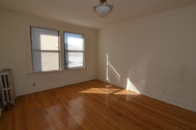 Building Photo - 3121 N Hamlin Ave
