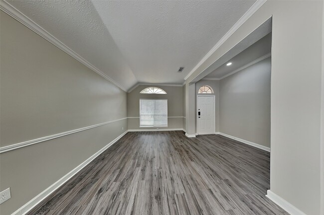 Building Photo - 4706 Trevor Hill Dr