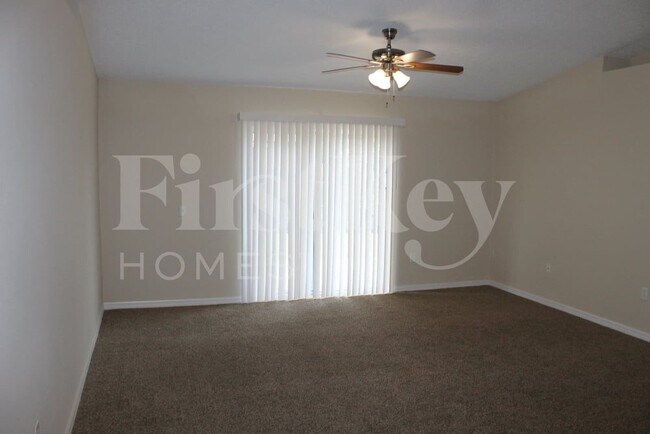 Foto del edificio - 7395 Edenfield Park Rd