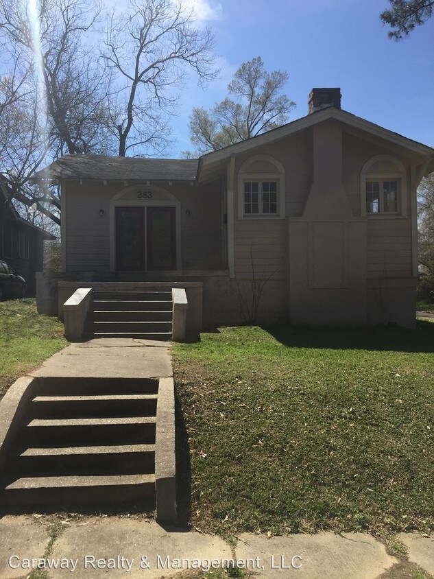 Primary Photo - 283 Robinson Pl