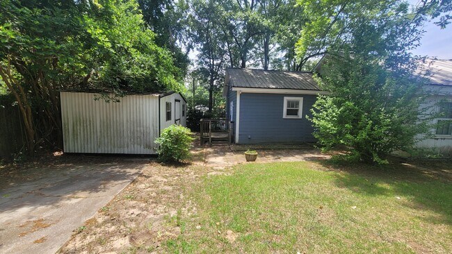 Building Photo - 3320 Abingdon Rd