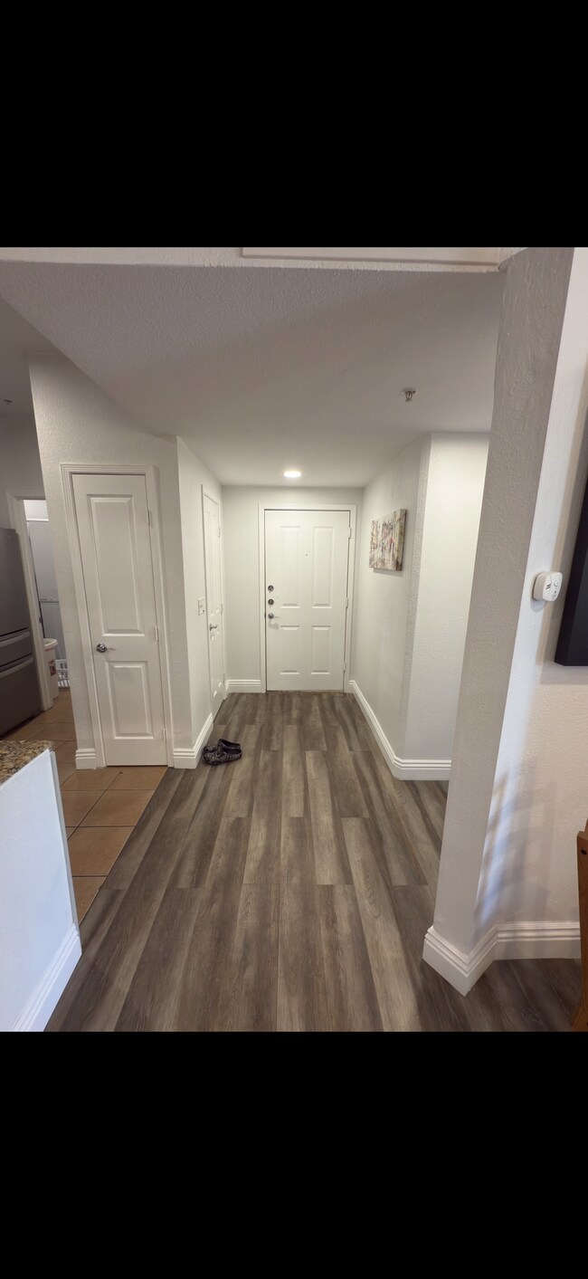 Foto del edificio - 22681 Oakgrove