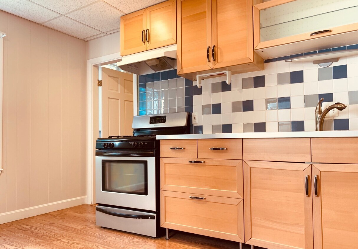 Foto principal - 105 Buttonwood St