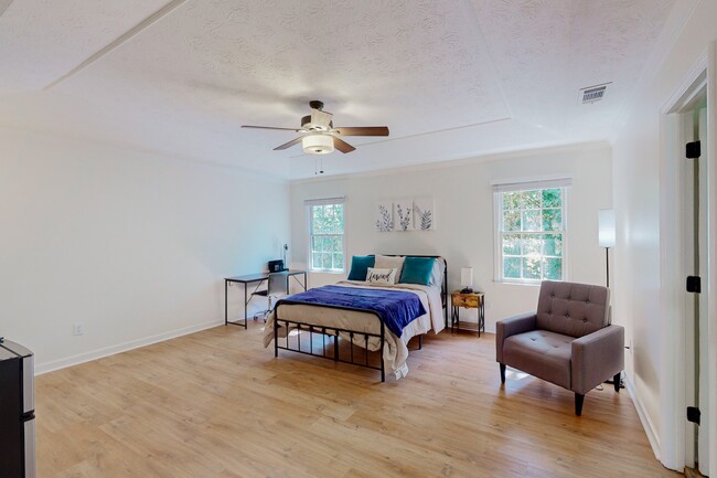 Photo - 5629 Southern Pines Ct House
