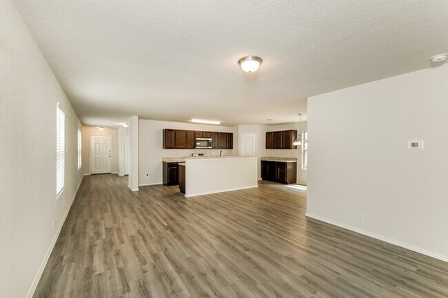 Building Photo - 5202 Jade Crossing