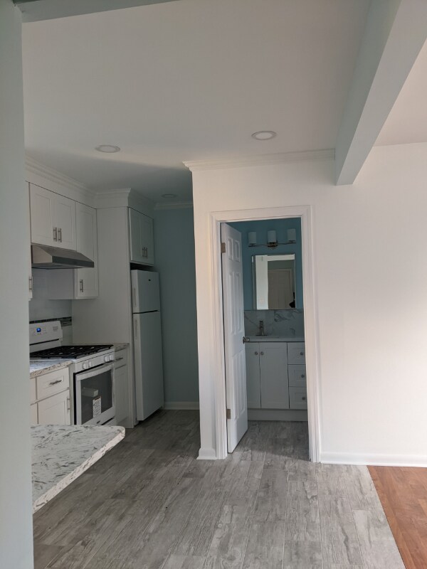 119 Prospect Pl Unit 2nd floor, Rutherford, NJ 07070 Room for Rent in