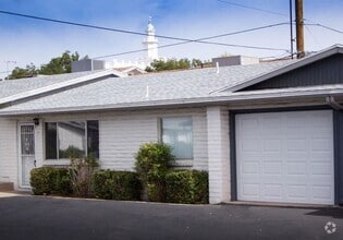 Building Photo - 142 E 500 S