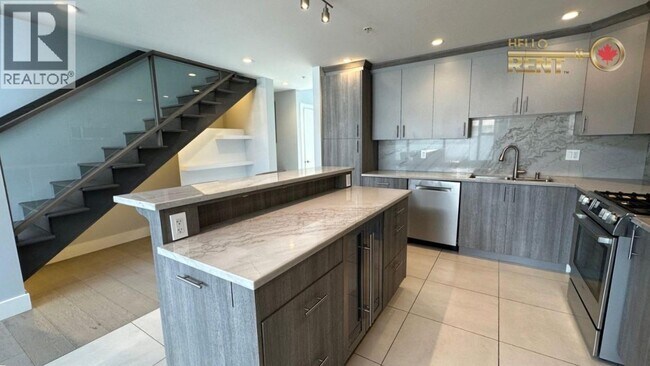 Photo du bâtiment - 1525 Bellevue Ave