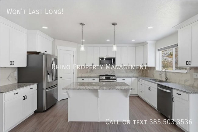 Foto del edificio - 4452 N Summer View Dr