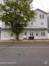 Building Photo - 3033-3035 MAIN Street 9
