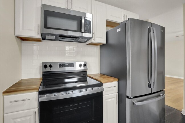 Foto del edificio - 360 N Arsenal Ave