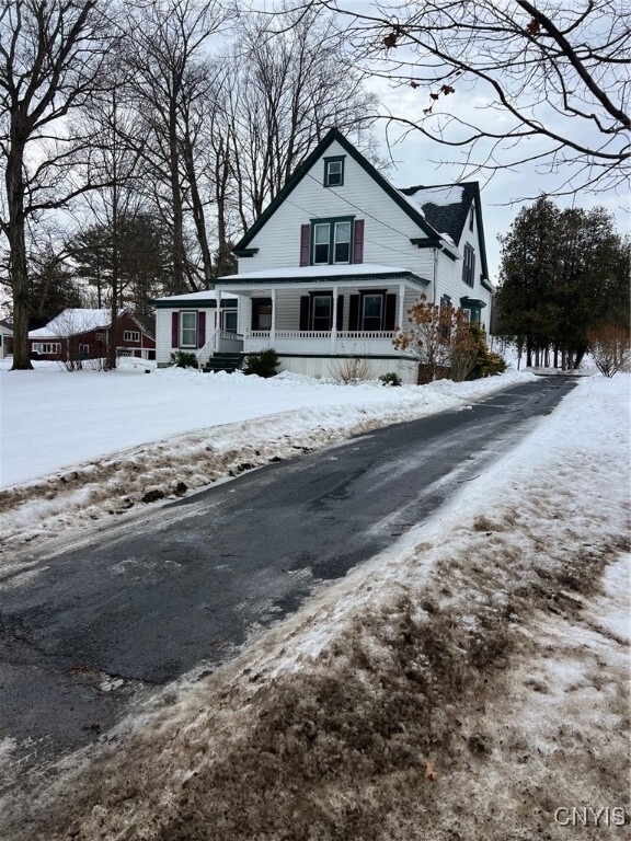 Building Photo - 100 Utica St