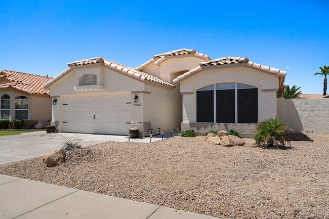 Building Photo - 7936 W Taro Ln