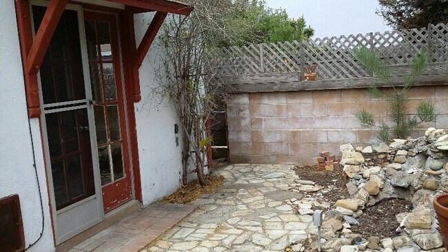 Foto del edificio - Two Bedroom, One bath house in Los Osos