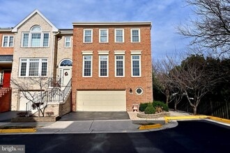 Building Photo - 6250 Traci Joyce Ln