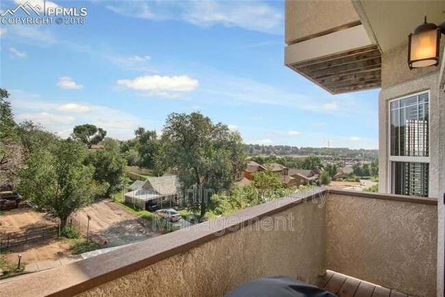 Foto del edificio - 1431 Madison Ridge Heights
