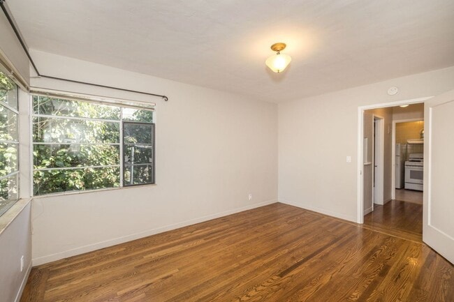Foto del edificio - 2101-2103, 2121-2123 Williams St.
