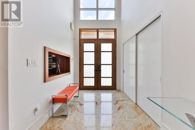 Building Photo - 622 Kozel Ct