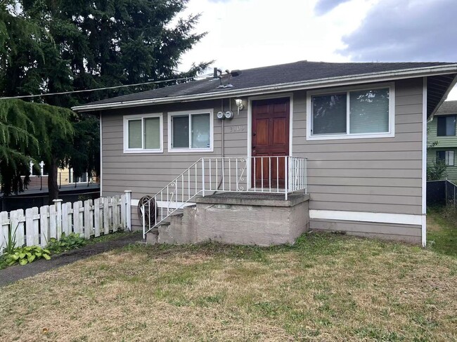 Photo - 3109 NE 133rd St House