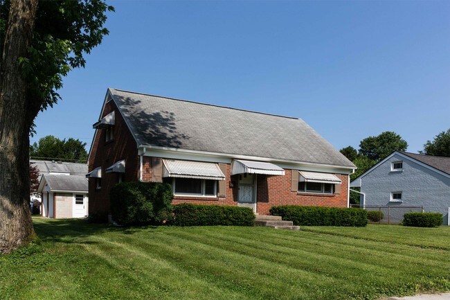 Building Photo - 1454 Townley Dr