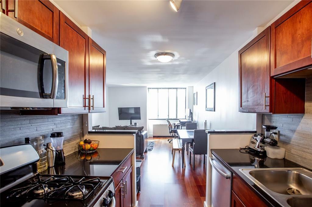 Foto principal - 600 E 8th St