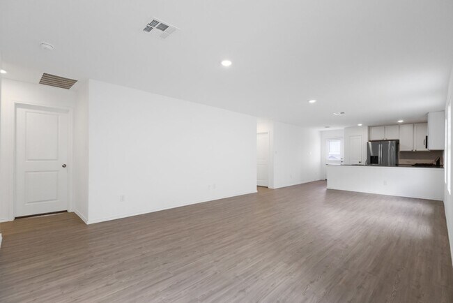 Foto del edificio - 9126 Selene Pl