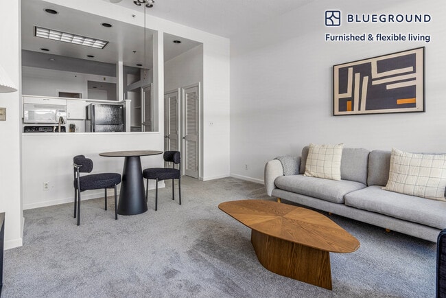 Foto del edificio - 220 Lombard St