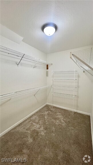 Building Photo - 12471 Country Day Cir