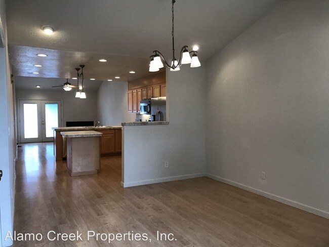Foto del edificio - 2 br, 2 bath House - 831 Northampton Court