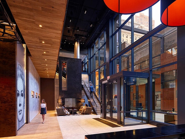 1213 Walnut-Spring_int a - 1213 Walnut Apartments