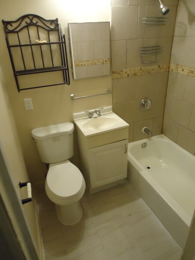 Baño - 4024 Hilton Rd