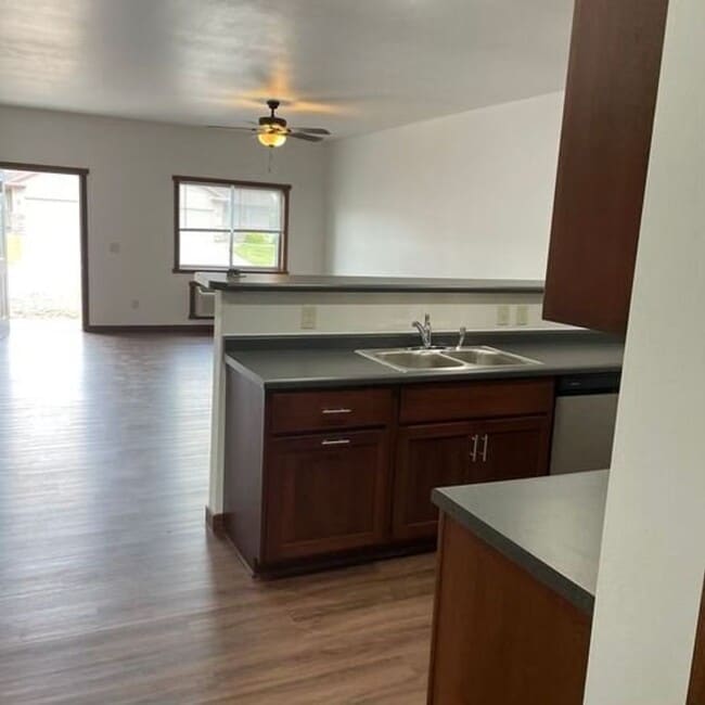 Interior Photo - Julie Avenue