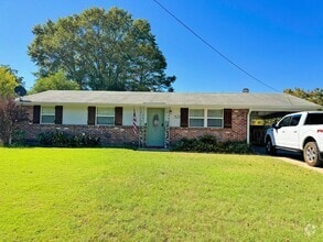 Building Photo - 521 Boxwood Rd