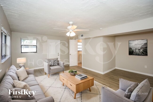 Foto del edificio - 3751 NW 170th St