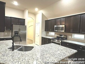 Foto del edificio - 15231 Stagehand Dr