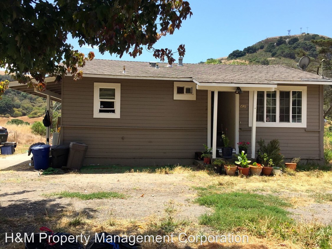 1590 Rocks Rd San Juan Bautista, CA 95045 Alquileres en San Juan Bautista, CA