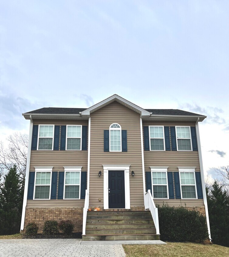 558 Mendham Way, Salem, VA 24153 House Rental in Salem, VA