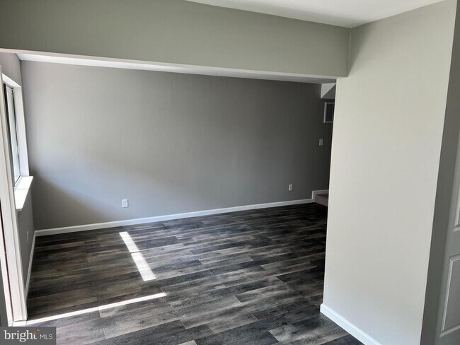 Building Photo - 1719 Fountain Rock Way