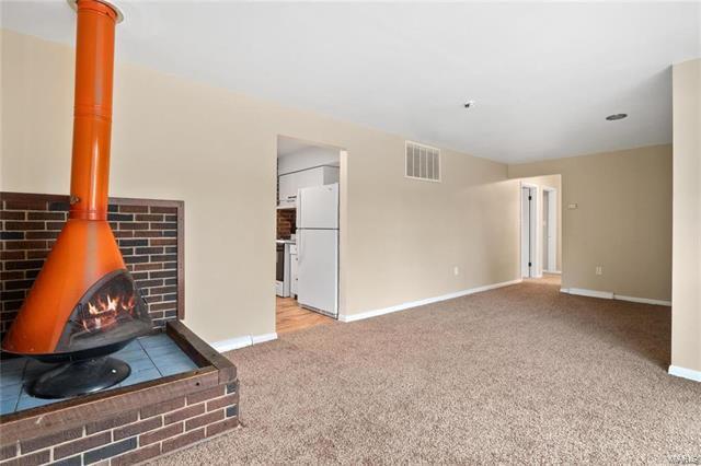 Building Photo - 1712 Anna Rose Dr