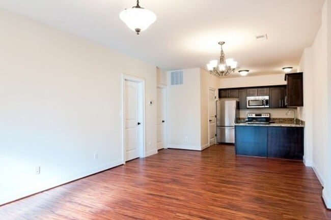 Building Photo - 1582 Wickham Pond Dr