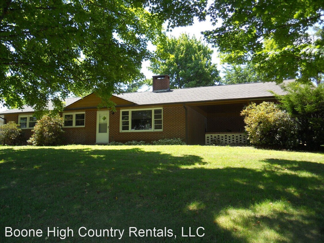 Primary Photo - 3 br, 2 bath House - 188 Longvue