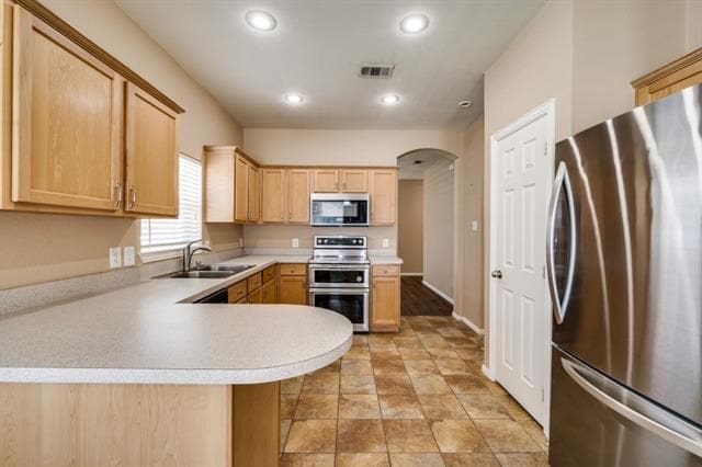 Foto del edificio - 1345 Portsmouth Dr