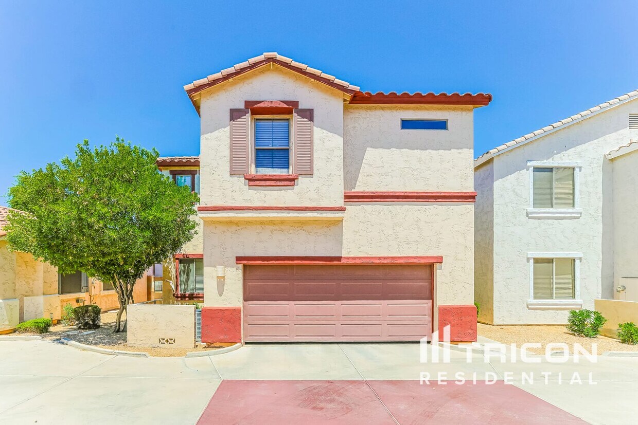 Foto principal - 876 S Colonial Dr