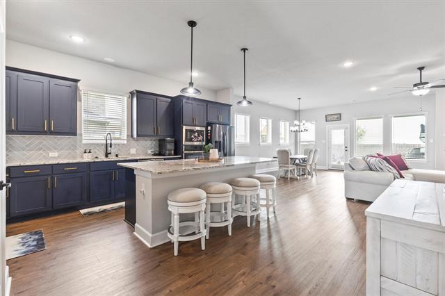 Building Photo - 3817 Stonewood Dr