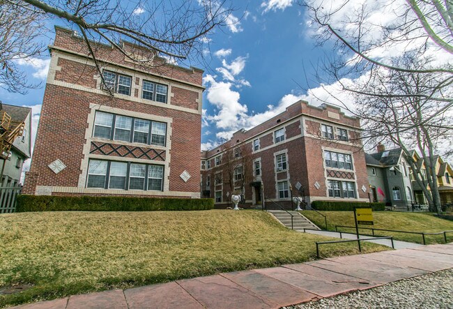 Building Photo - Kenilworth Court